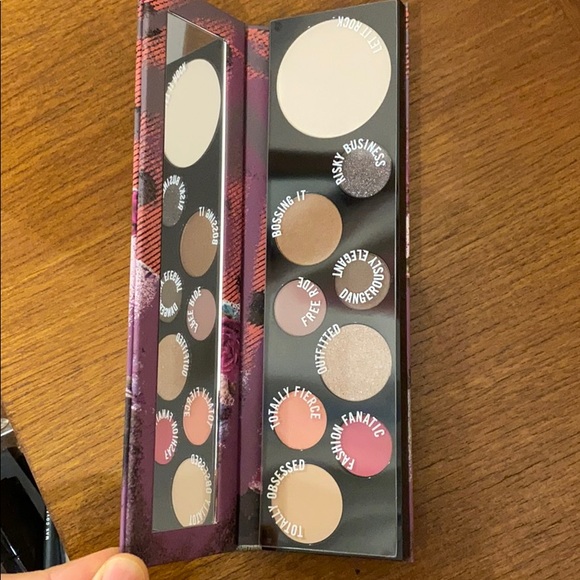 Makeup pallet - Picture 3 of 8